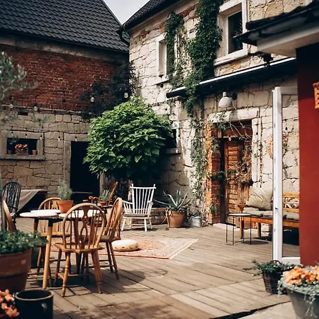 Dom Cukiernika * Mojesz Dolny